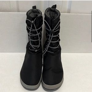 BOGS Snownights Waterproof Insulated Winter Snow Boot - Women’s Size 7